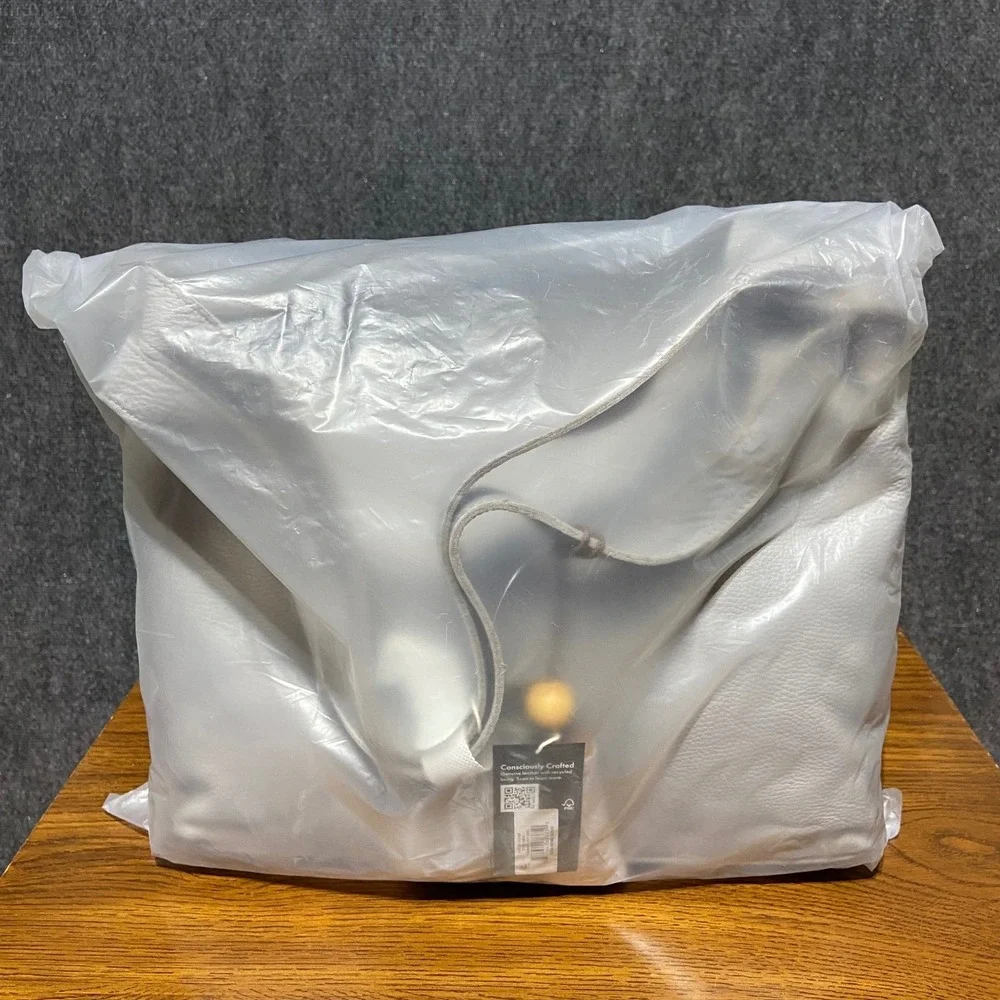 The Sak Huntley Leather Hobo Bag Light Smoke Grey Shoulder Bag NWT 108506